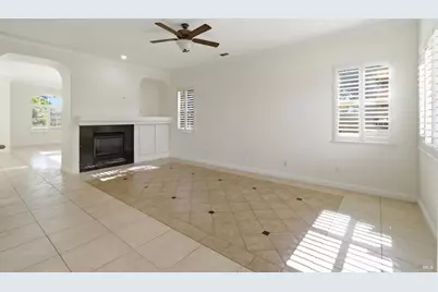 448 Three Rivers Court, Vacaville, CA 95688 - Photo 10
