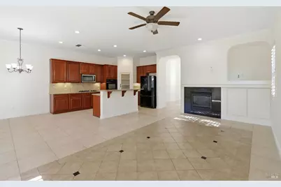 448 Three Rivers Court, Vacaville, CA 95688 - Photo 12