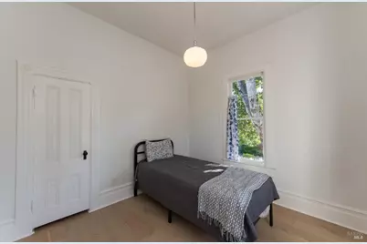 300 W 8th Street, Santa Rosa, CA 95401 - Photo 38