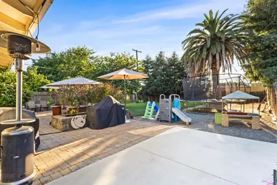 613 N Adams Street, Dixon, CA 95620 - Photo 30
