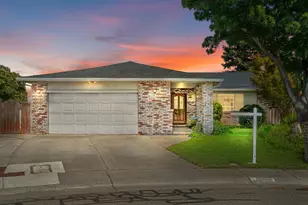 1355 Hemingway Ct, Dixon, CA 95620 - Photo 2