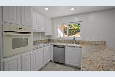 450 Mountain View Drive, Martinez, CA 94553 - Photo 18
