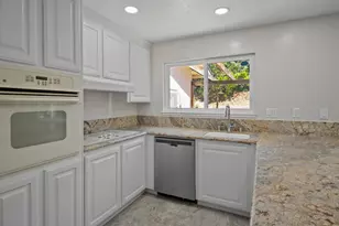 450 Mountain View Dr, Martinez, CA 94553 - Photo 18