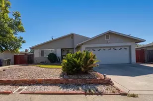 340 Plum St, Vacaville, CA 95688 - Photo 1