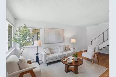 47 Plumas Circle, Novato, CA 94947 - Photo 2