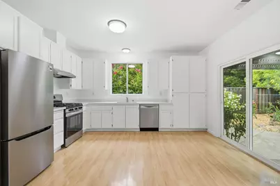 1842 Wright Street, Santa Rosa, CA 95404 - Photo 8