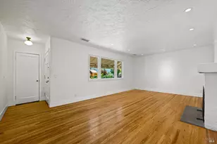 313 N Jefferson St, Cloverdale, CA 95425 - Photo 12