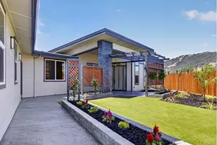 868 Sanel Dr, Ukiah, CA 95482 - Photo 1