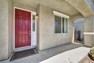 1882 Hummingbird Dr, Fairfield, CA 94534 - Photo 10