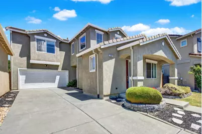 1882 Hummingbird Drive, Fairfield, CA 94534 - Photo 1