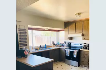 2016 Davis Drive, Fairfield, CA 94533 - Photo 4