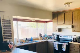 2016 Davis Dr, Fairfield, CA 94533 - Photo 4