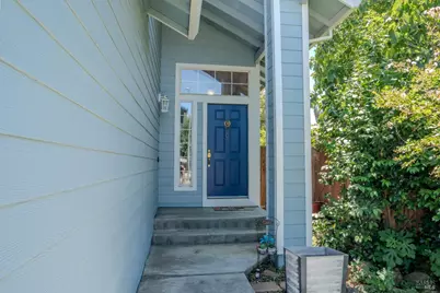348 Samantha Place, Vacaville, CA 95687 - Photo 2