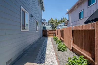 348 Samantha Place, Vacaville, CA 95687 - Photo 24