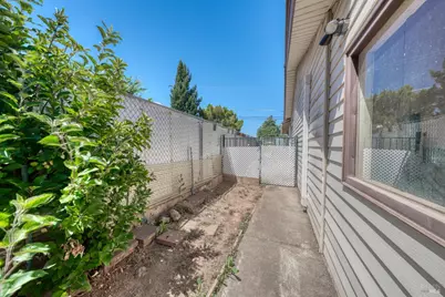 10241 Fairway Drive, Kelseyville, CA 95451 - Photo 28