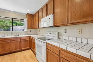 3994 Hampton Way, Napa, CA 94558 - Photo 2