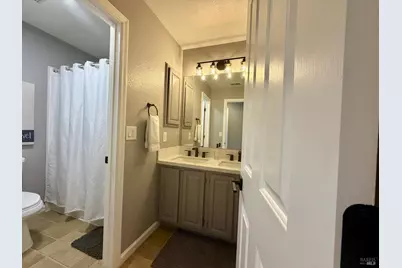 178 Silver Eagle Way, Vacaville, CA 95688 - Photo 28