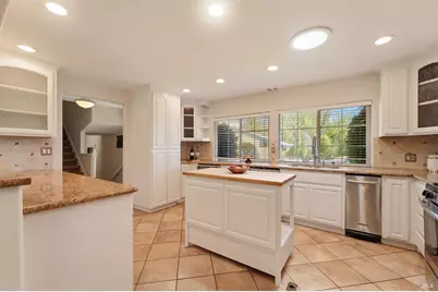 1721 Newburgh Court, Fairfield, CA 94534 - Photo 12