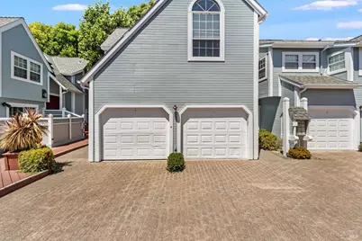 377 E 2nd Street, Benicia, CA 94510 - Photo 28