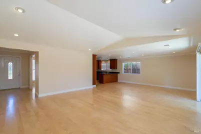 4558 Flores Avenue, Rohnert Park, CA 94928 - Photo 8