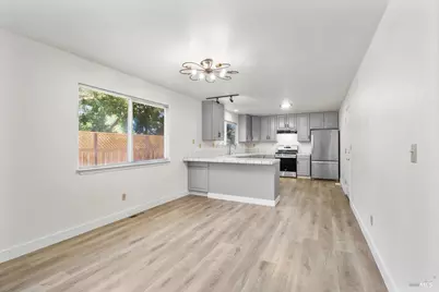 2802 Marlow Road, Santa Rosa, CA 95403 - Photo 8
