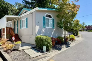 2 Bluejay Dr, Santa Rosa, CA 95409 - Photo 1