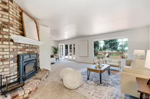 829 Rigsby Ln, Sebastopol, CA 95472 - Photo 2