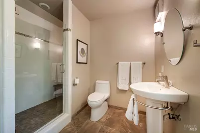 10533 Westside Road, Healdsburg, CA 95448 - Photo 24
