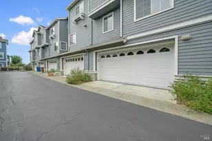 450 E E St, Benicia, CA 94510 - Photo 34