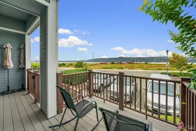 450 E E Street, Benicia, CA 94510 - Photo 6