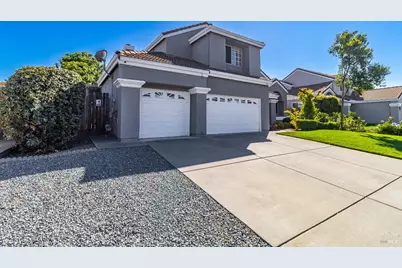 724 Bundoran Way, Vacaville, CA 95688 - Photo 2