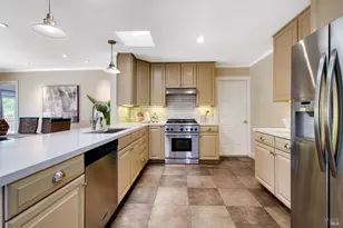 649 Peach St, Novato, CA 94945 - Photo 8