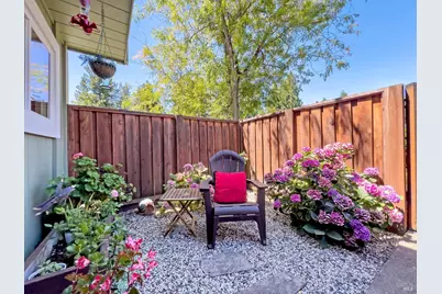 655 Racquet Club Circle, Rohnert Park, CA 94928 - Photo 10