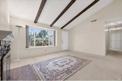 140 Martel Court, Vallejo, CA 94589 - Photo 8