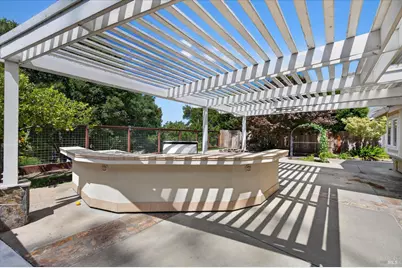 136 Crowpointe Drive, Vallejo, CA 94591 - Photo 30