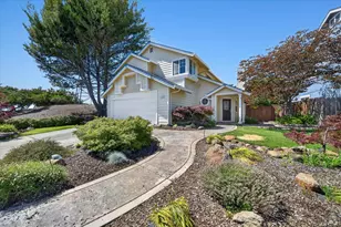 136 Crowpointe Dr, Vallejo, CA 94591 - Photo 1