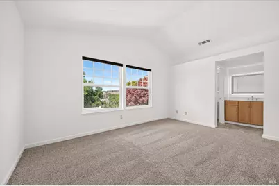 136 Crowpointe Drive, Vallejo, CA 94591 - Photo 22