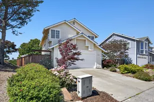 136 Crownpointe Dr, Vallejo, CA 94591 - Photo 4
