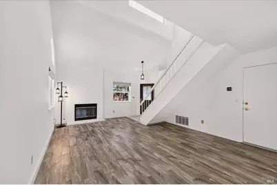 136 Crowpointe Drive, Vallejo, CA 94591 - Photo 8