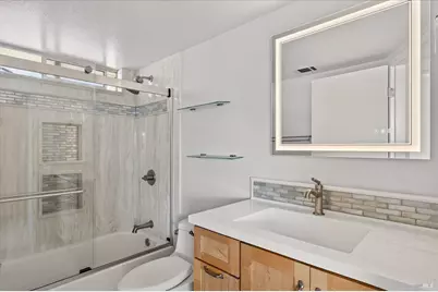 136 Crowpointe Drive, Vallejo, CA 94591 - Photo 26
