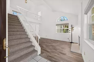 136 Crownpointe Dr, Vallejo, CA 94591 - Photo 6