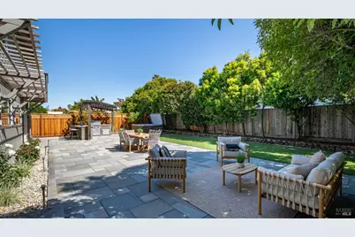 98 Surfwood Circle, San Rafael, CA 94901 - Photo 30