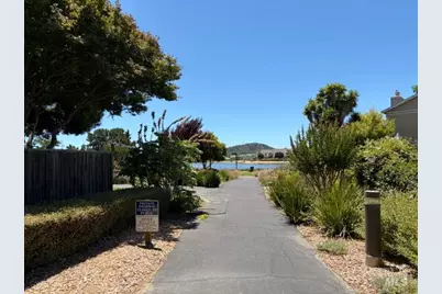 22 Hyannis Cove, San Rafael, CA 94901 - Photo 38