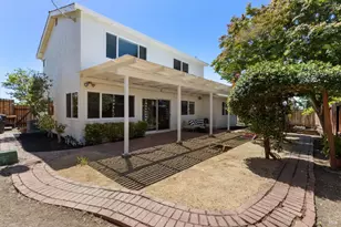 329 Larkin Ct, Benicia, CA 94510 - Photo 26