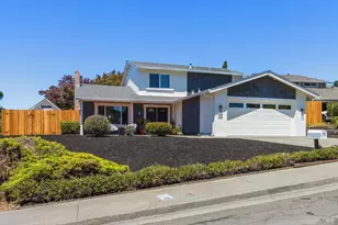 329 Larkin Ct, Benicia, CA 94510 - Photo 2