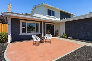 329 Larkin Ct, Benicia, CA 94510 - Photo 4