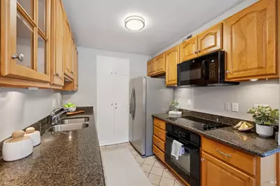 136 Surrey Lane, San Rafael, CA 94903 - Photo 16