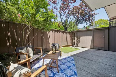 136 Surrey Lane, San Rafael, CA 94903 - Photo 10
