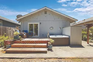 2285 Stanislaus Ct, Santa Rosa, CA 95401 - Photo 2