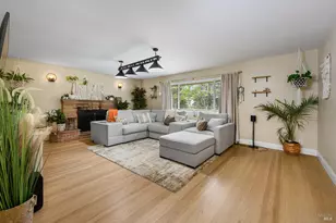 1682 Peterson Ln, Santa Rosa, CA 95403 - Photo 4